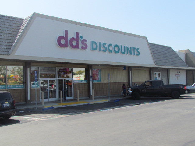 dd's DISCOUNTS